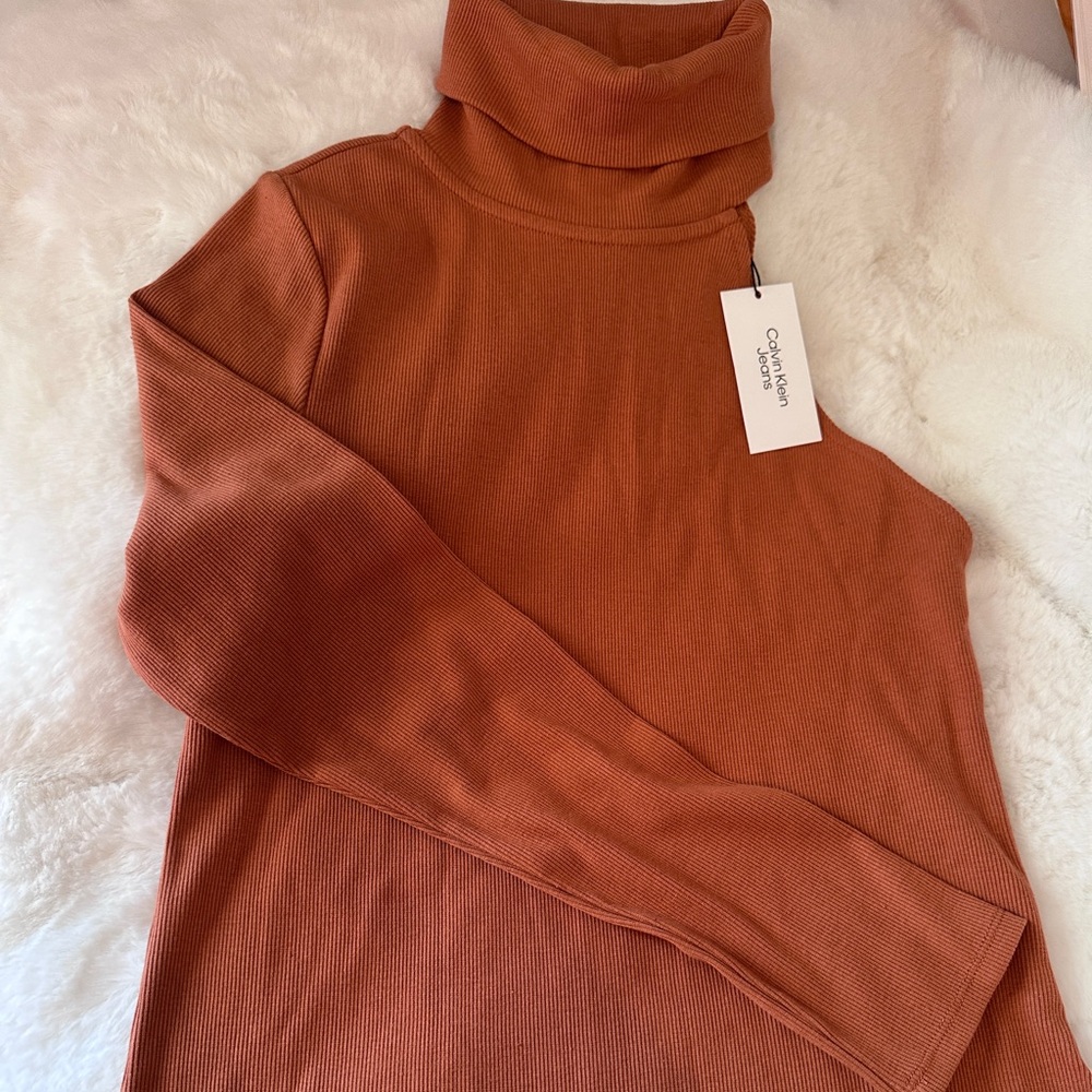 Calvin Klein top